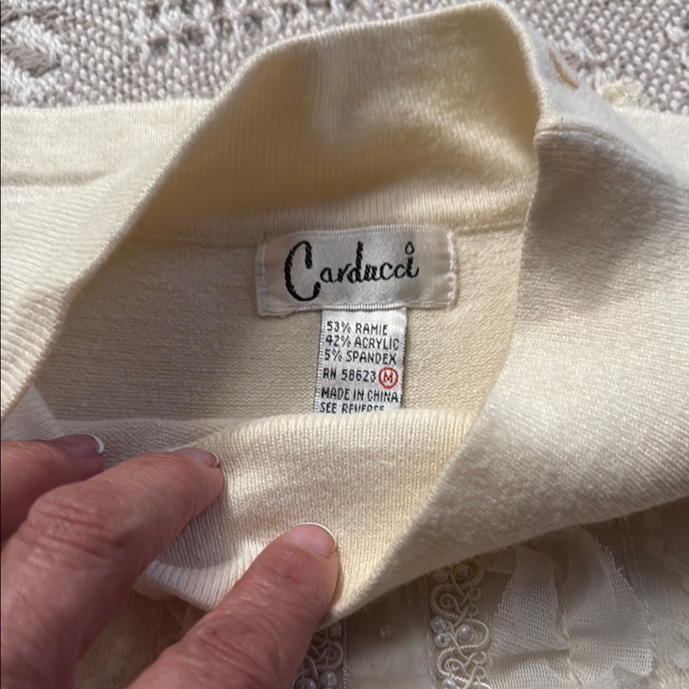 Cream Ruffled Sleeveless Tank Top with Mandarin Collar - Picture 2 of 4